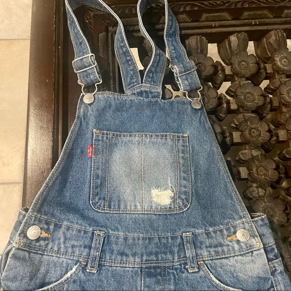 Levi’s girls Shorts Overalls Adjustable Straps Shortall Relax Fit Size 10 Youth - Picture 2 of 12